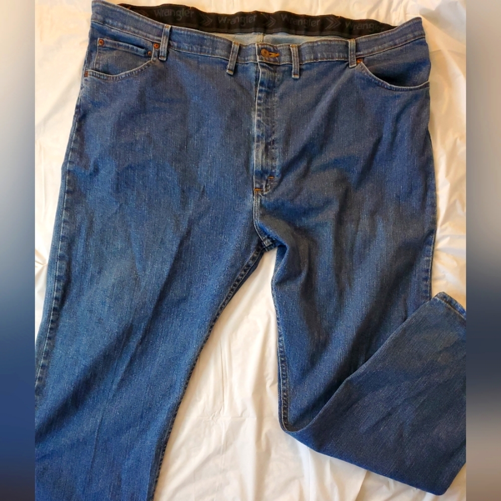 Wrangler Big & Tall 48x30 Regular Fit
